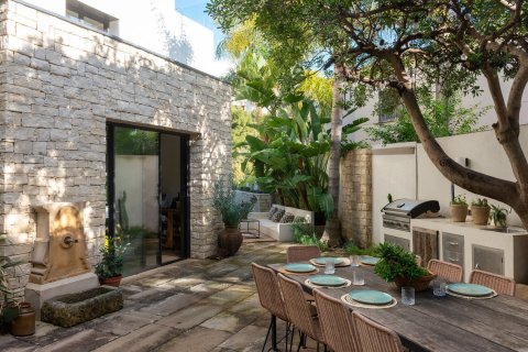 Сasa en venta en Castelldefels, Barcelona, España 7 dormitorios, 379 m2 No. 164803 - foto 2