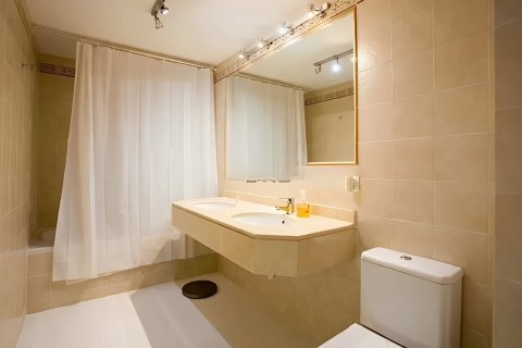 Apartment for sale Santa Ponsa, Mallorca, Spain 2 bedrooms, 117 sq.m. No. 119642 - photo 11