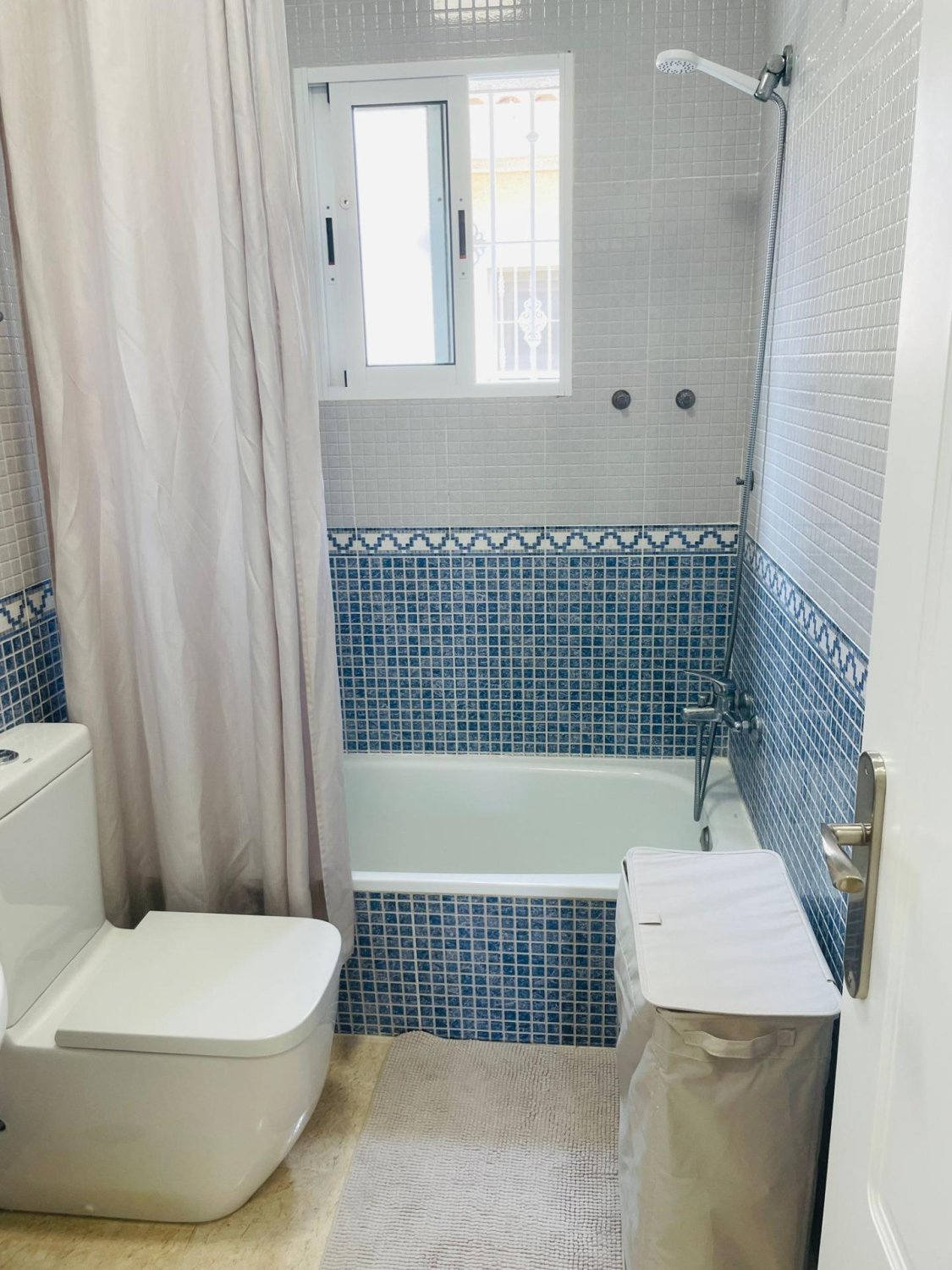 Вилла в Аликанте, Испания 2 спальни, 85м2 №178296