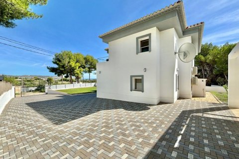 Villa for sale in Javea, Alicante, Spain 7 bedrooms, 300 sq.m. No. 149017 - photo 11