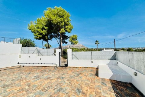 Villa for sale in Javea, Alicante, Spain 7 bedrooms, 300 sq.m. No. 149017 - photo 13