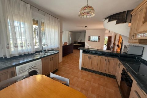 Villa for sale in Cehegin, Murcia, Spain 4 bedrooms, 342 sq.m. No. 149013 - photo 10