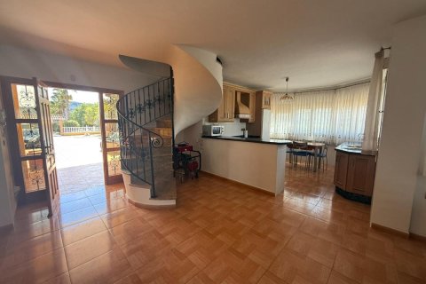 Villa for sale in Cehegin, Murcia, Spain 4 bedrooms, 342 sq.m. No. 149013 - photo 6