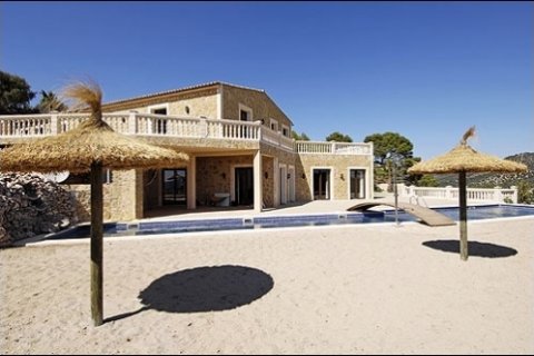 Huvila myytävänä Alaro, Mallorca, Espanja, 5 makuuhuonetta, 525 m2 No. 109897 - kuva 1