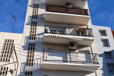 Продажа квартиры в Матаро, Барселона, Испания 4 спальни, 108м2 №182395 - фото 4