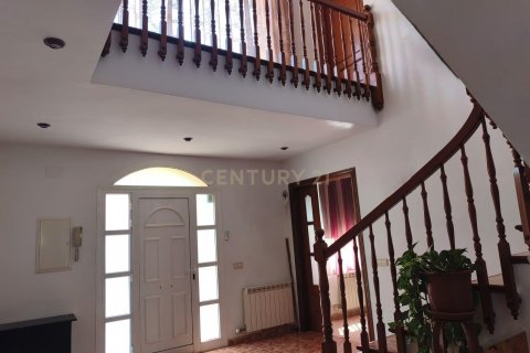 Māja pārdošanā Canyelles, Barcelona, Spānijā 4 istabas, 350 m2 Nr. 182394 - attēls 5