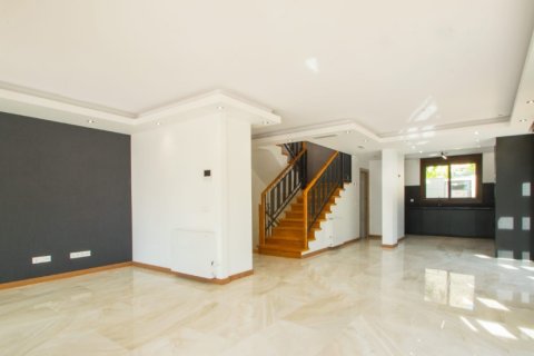 Villa for sale in Finestrat, Alicante, Spain 4 bedrooms, 380 sq.m. No. 145973 - photo 6