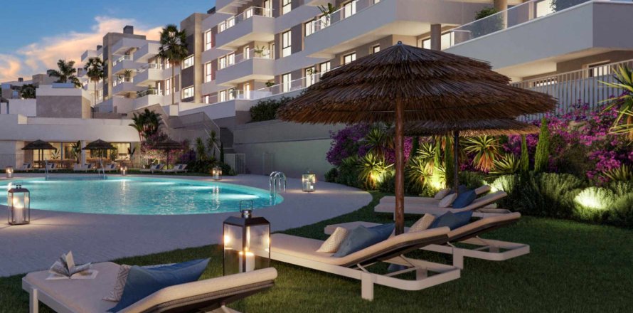 Bungalow en Estepona, Málaga, España 2 dormitorios, 102 m2 No. 136118