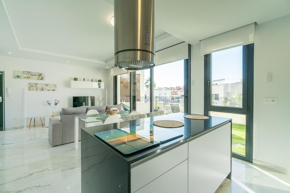 Wohnung in Alicante, Spanien 2 Schlafzimmer, 76 m2 Nr. 167995