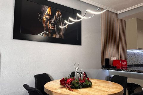 Apartment for sale in Torrevieja, Alicante, Spain 3 bedrooms, 94 sq.m. No. 167996 - photo 8