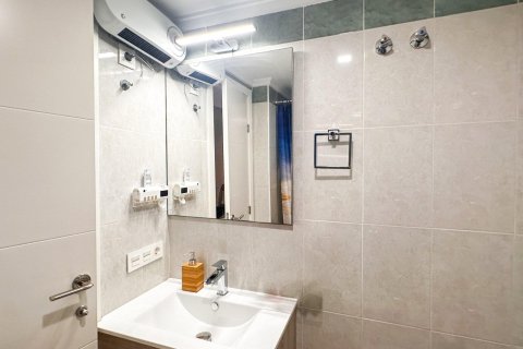 Apartment for sale in Torrevieja, Alicante, Spain 3 bedrooms, 94 sq.m. No. 167996 - photo 4