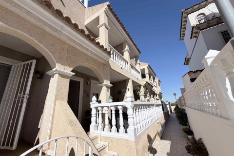 Продажа дома в Аликанте, Испания 3 спальни, 90м2 №167994 - фото 2