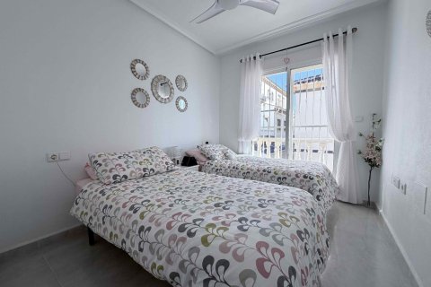 Продажа дома в Аликанте, Испания 3 спальни, 90м2 №167994 - фото 17