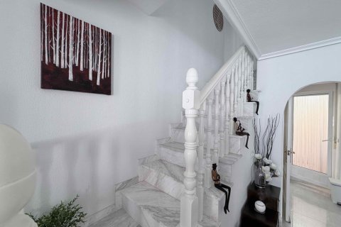 Продажа дома в Аликанте, Испания 3 спальни, 90м2 №167994 - фото 15