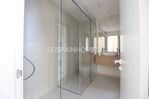 Apartment à vendre à Fuengirola, Malaga, Espagne, 2 chambres, 90 m2 No. 167999 - photo 21