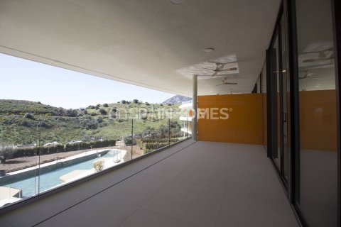 Apartment à vendre à Fuengirola, Malaga, Espagne, 2 chambres, 90 m2 No. 167999 - photo 4
