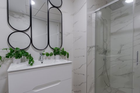 Продажа бунгало в Бенидорм, Аликанте, Испания 2 спальни, 212м2 №152155 - фото 19