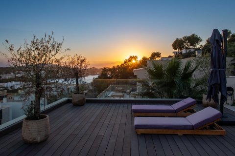 Villa zum Verkauf in Santa Ponsa, Mallorca, Spanien 3 Schlafzimmer, 236 m2 Nr. 167683 - Foto 5