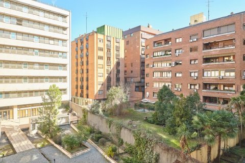 Apartment à vendre Madrid, Espagne, 5 chambres, 339 m2 No. 107862 - photo 11