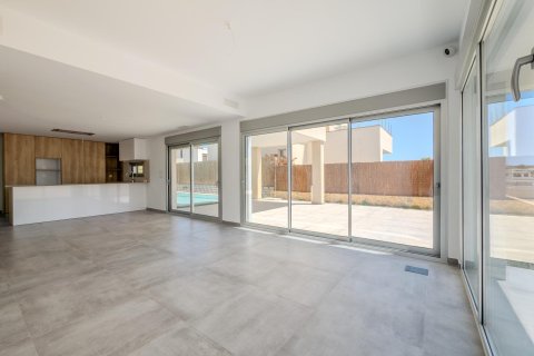 Villa till salu i Algorfa, Alicante, Spanien 4 sovrum, 235 kvm. Nr. 190969 - foto 14