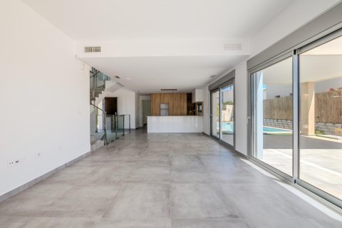 Villa till salu i Algorfa, Alicante, Spanien 4 sovrum, 235 kvm. Nr. 190969 - foto 13