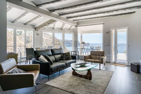 Villa till salu i Javea, Alicante, Spanien 5 sovrum, 282 kvm. Nr. 158848 - foto 11