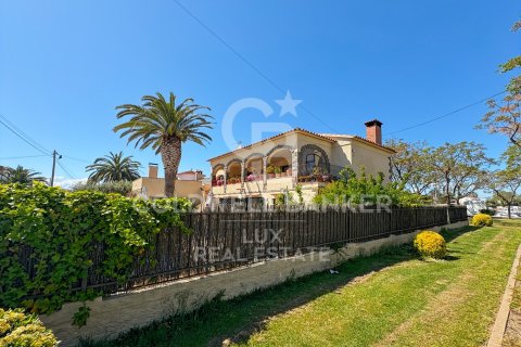 Villa zum Verkauf in Empuriabrava, Girona, Spanien 4 Schlafzimmer, 372 m2 Nr. 158844 - Foto 19