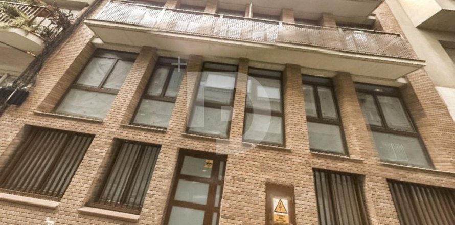 Commercial property in Gracia, Barcelona, Spain 370 sq.m. No. 154915