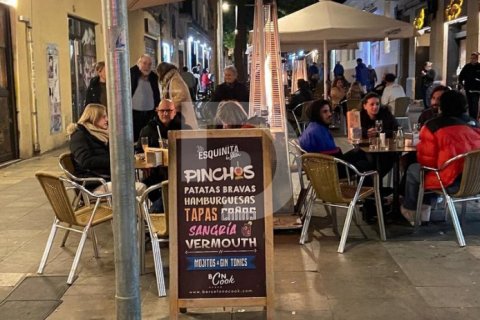 Cafe / restaurant à vendre à Sants-Montjuic, Barcelona, Espagne, 64 m2 No. 154919 - photo 8