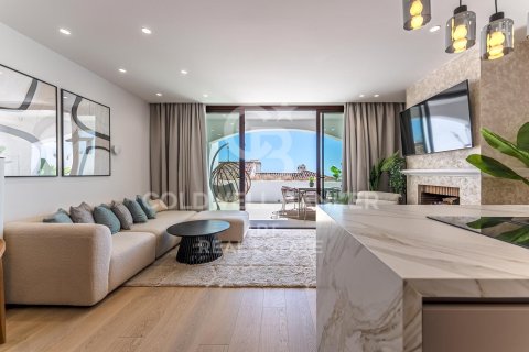 House for sale in Benahavis, Malaga, Spain 3 bedrooms, 138 sq.m. No. 158039 - photo 3