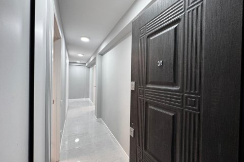 Lägenhet till salu i Torrevieja, Alicante, Spanien 3 sovrum, 101 kvm. Nr. 146965 - foto 2