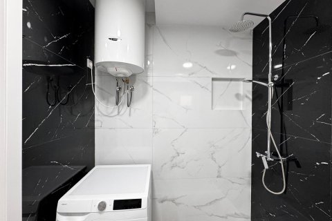 Lägenhet till salu i Torrevieja, Alicante, Spanien 3 sovrum, 101 kvm. Nr. 146965 - foto 11