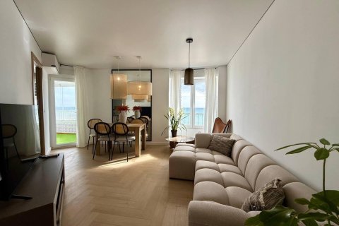 Lägenhet till salu i Torrevieja, Alicante, Spanien 3 sovrum, 117 kvm. Nr. 146968 - foto 11