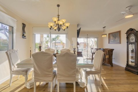 Villa for sale in Tenerife, Spain 4 bedrooms, 329 sq.m. No. 146969 - photo 12