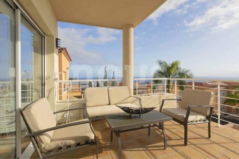 Villa for sale in Tenerife, Spain 4 bedrooms, 329 sq.m. No. 146969 - photo 8