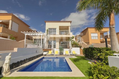 Villa for sale in Tenerife, Spain 4 bedrooms, 329 sq.m. No. 146969 - photo 4