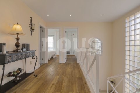 Villa for sale in Tenerife, Spain 4 bedrooms, 329 sq.m. No. 146969 - photo 22