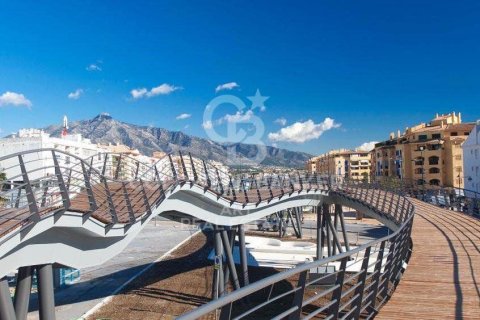 Huoneisto vuokrattavana Marbella, Malaga, Espanja , 258 m2 No. 160463 - kuva 2