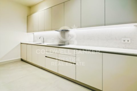 Lägenhet för uthyrning i Barcelona, Spanien 2 sovrum, 118 kvm. Nr. 160466 - foto 6