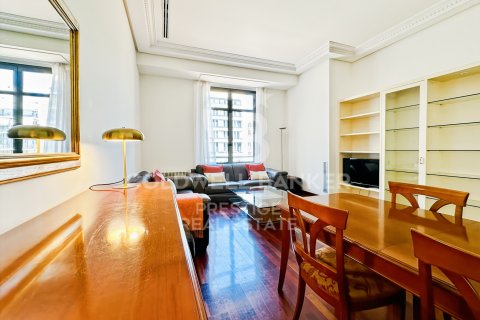 Lägenhet för uthyrning i Barcelona, Spanien 2 sovrum, 118 kvm. Nr. 160466 - foto 25