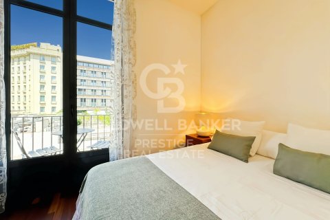 Lägenhet för uthyrning i Barcelona, Spanien 2 sovrum, 118 kvm. Nr. 160466 - foto 15