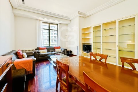 Lägenhet för uthyrning i Barcelona, Spanien 2 sovrum, 118 kvm. Nr. 160466 - foto 26