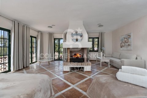 Villa for rent in Benahavis, Malaga, Spain 12 bedrooms, 1058 sq.m. No. 160467 - photo 21