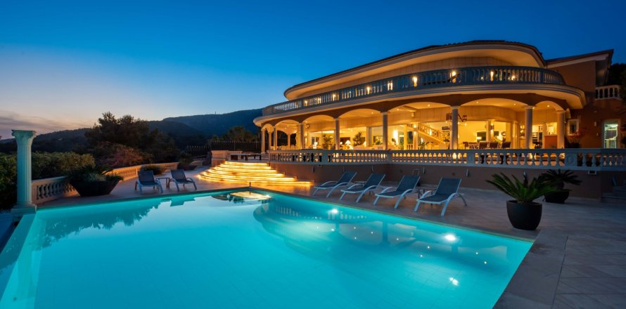 Villa in Costa D'en Blanes, Mallorca, Spanien 4 Schlafzimmer, 890 m2 Nr. 155036
