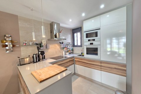 Villa for sale in Alicante, Spain 2 bedrooms, No. 168162 - photo 8