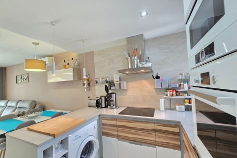 Villa for sale in Alicante, Spain 2 bedrooms, No. 168162 - photo 9