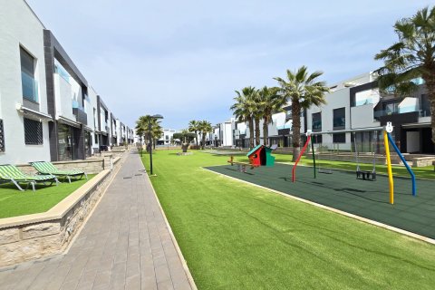 Villa for sale in Alicante, Spain 2 bedrooms, No. 168162 - photo 24