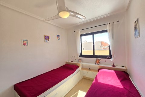 Villa for sale in Alicante, Spain 2 bedrooms, No. 168160 - photo 18
