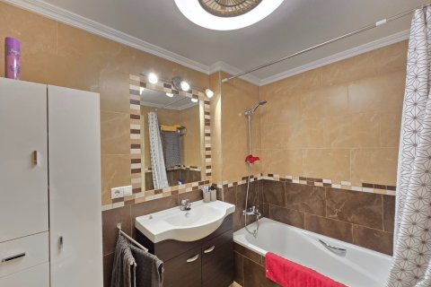 Villa for sale in Alicante, Spain 2 bedrooms, No. 168160 - photo 16