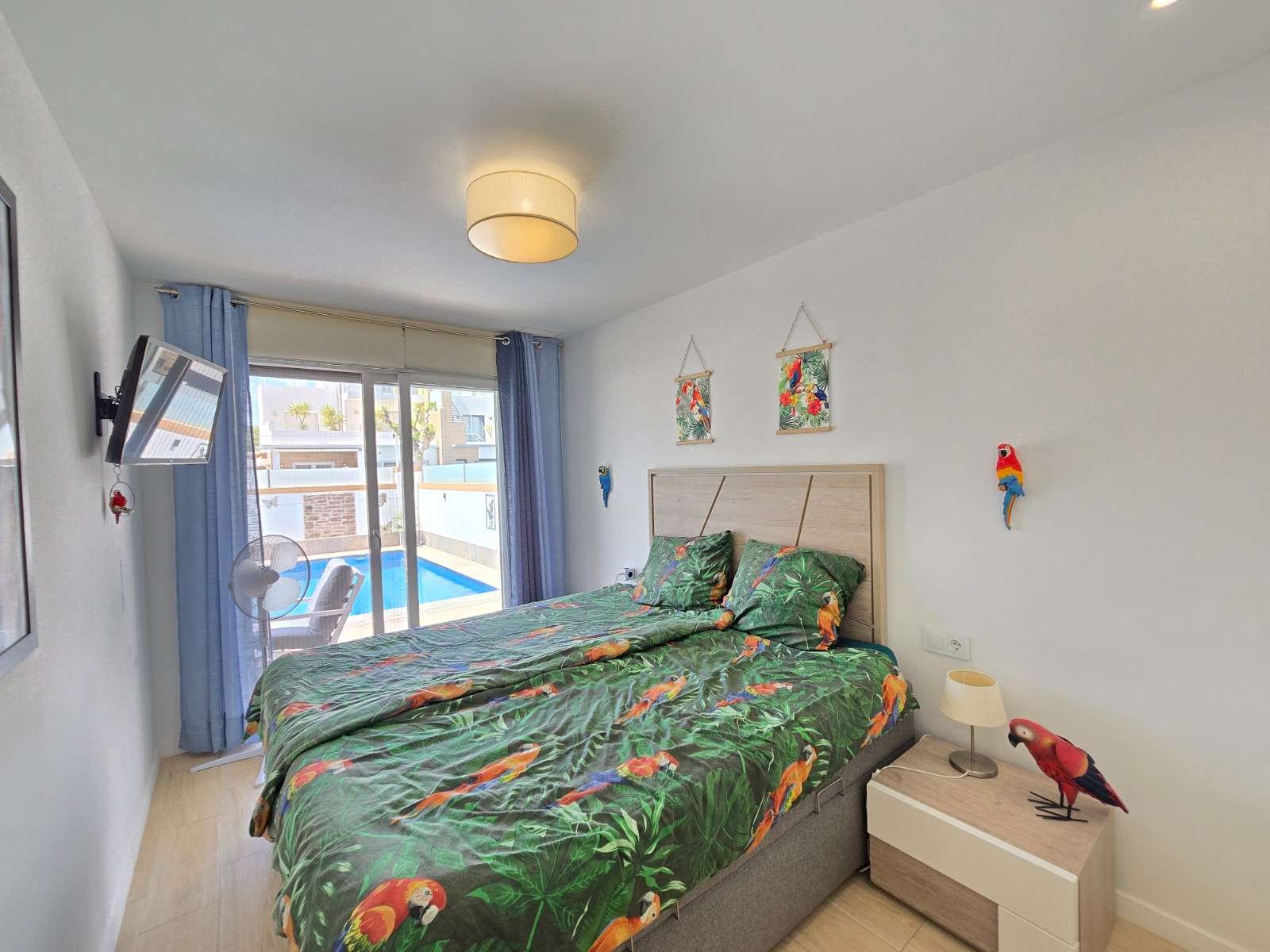 Villa en Alicante, España 3 dormitorios, 111 m2 No. 168161